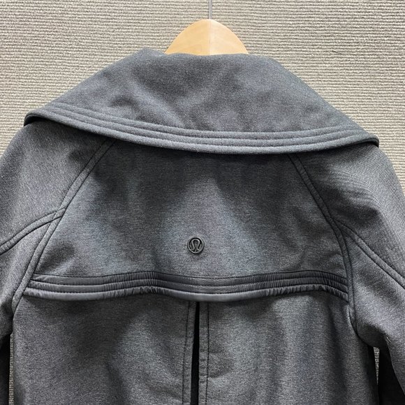 Lululemon softshell fleece peacoat jacket (M/10) - Picture 7 of 9